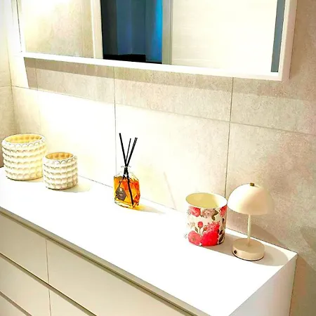 Conero Casa - Di Numana Fronte Mare In Via Litoranea 178 Bis Con Parcheggio Esclusivo Апартаменты Марчелли