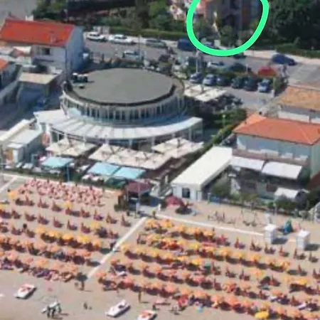 Conero Casa - Di Numana Fronte Mare In Via Litoranea 178 Bis Con Parcheggio Esclusivo
